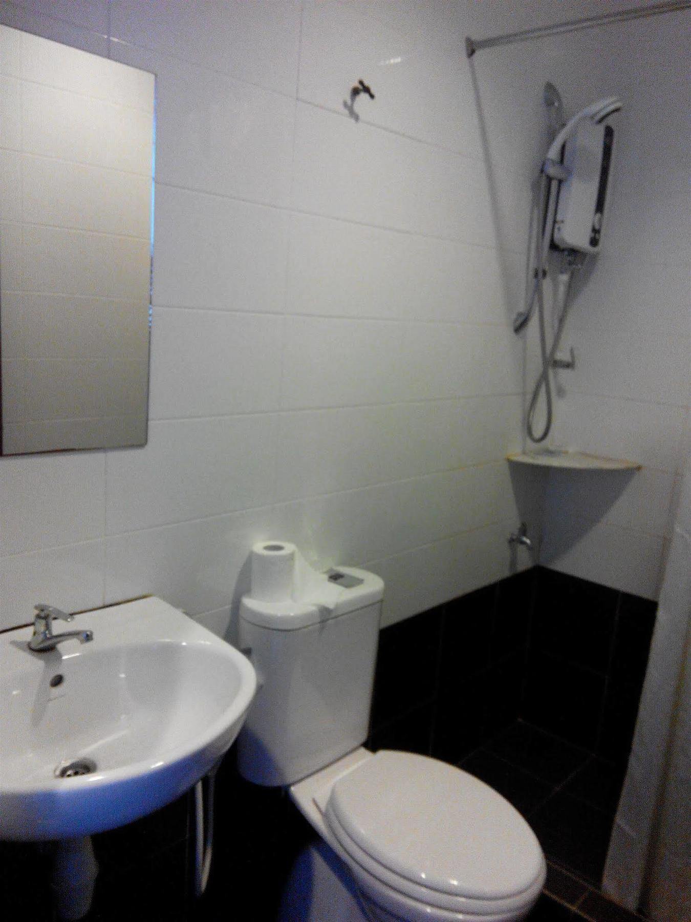 Bary Inn, Klia & Klia2 - 24 Hours Free Airport Pick-Up Sepang Extérieur photo