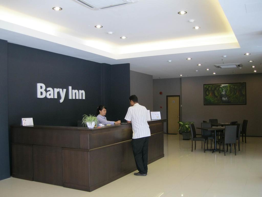 Bary Inn, Klia & Klia2 - 24 Hours Free Airport Pick-Up Sepang Extérieur photo